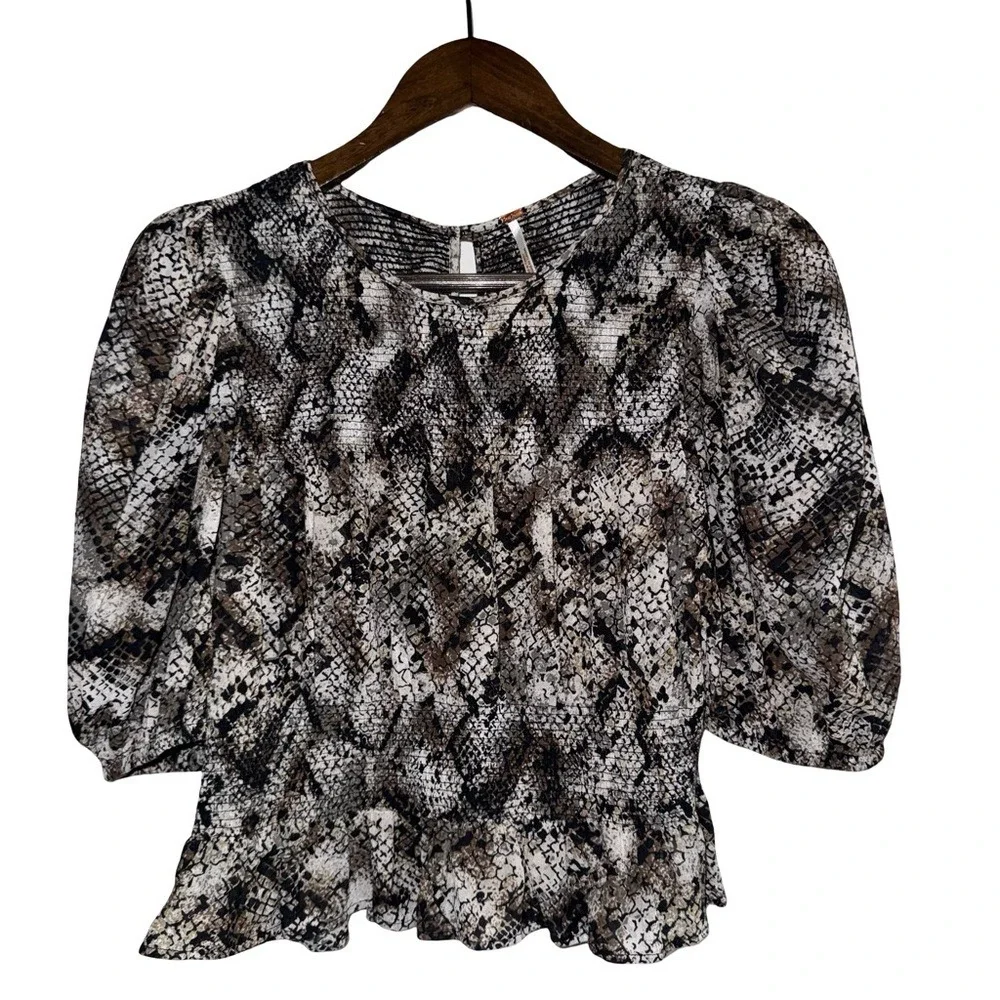 Free People Snake Print Smocked Peplum‎ Blouse Puff Sleeve Python Boho Top Small